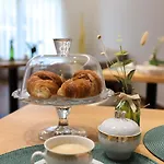 L'eden Di Nicolas Bed & Breakfast *