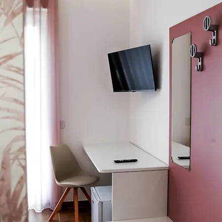 Alojamento de Acomodação e Pequeno-almoço L'eden Di Nicolas San Costantino Calabro