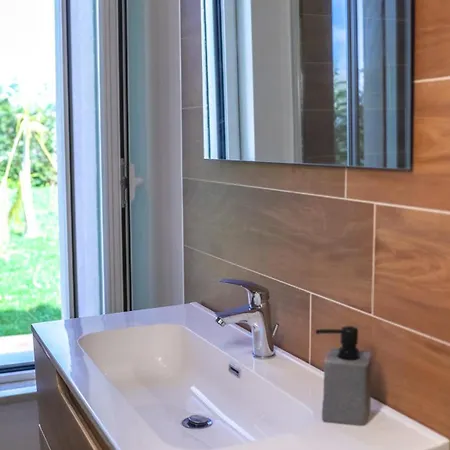 L'eden Di Nicolas Bed & Breakfast