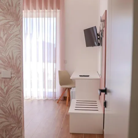 L'eden Di Nicolas Bed & Breakfast 3*