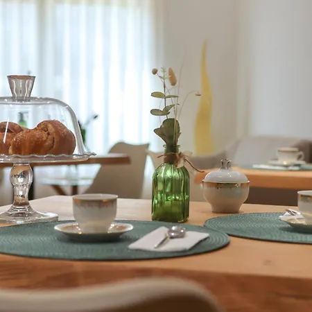 L'eden Di Nicolas Bed & Breakfast 3*