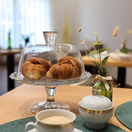 L'eden Di Nicolas Bed & Breakfast 3*